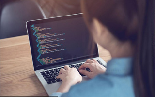 兴化 ,php声明和调用变量的符号是什么？